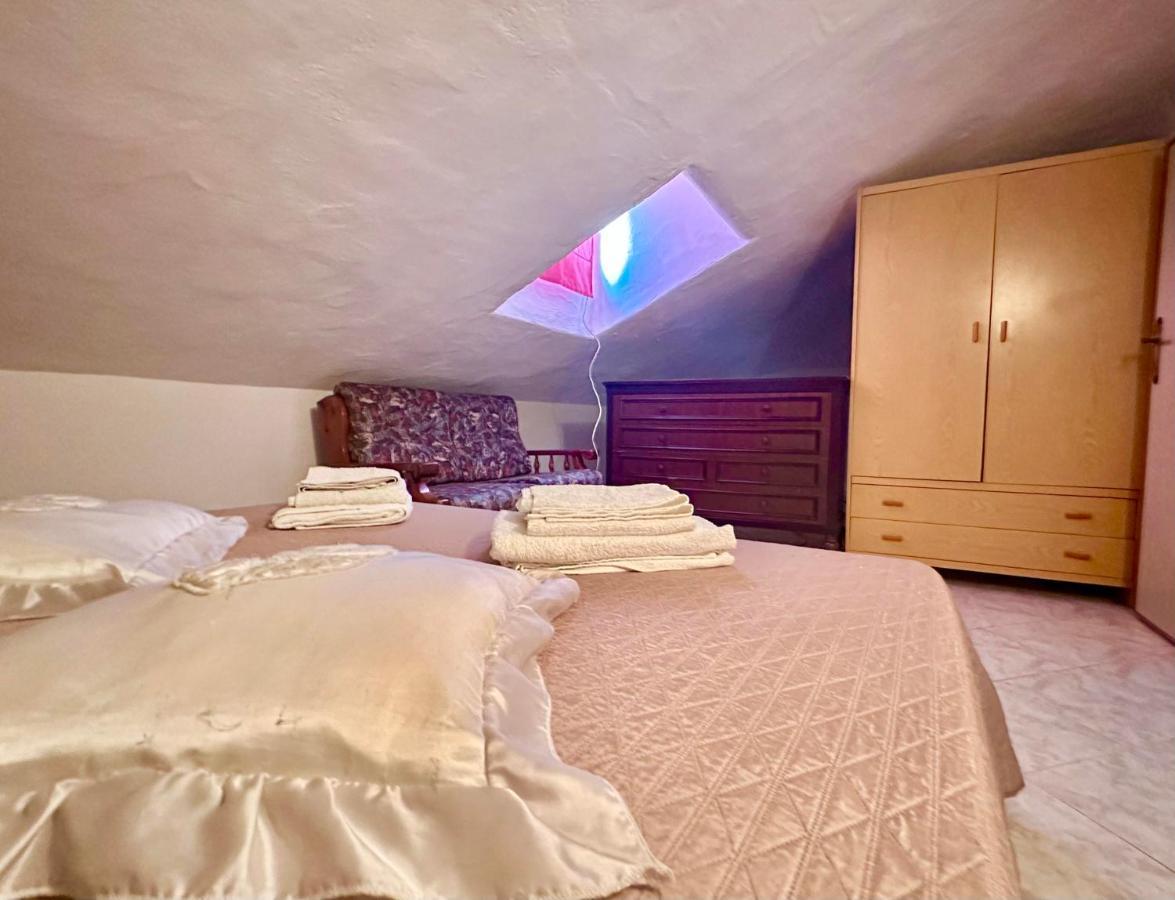 The Quiet Mansard Apartamento Olbia Exterior foto